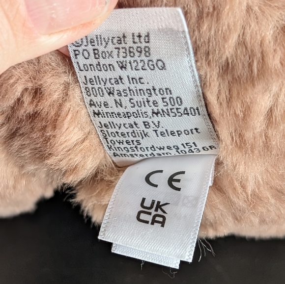 Jellycat | Wonda Wombat Plush Toy - Picture 9 of 15